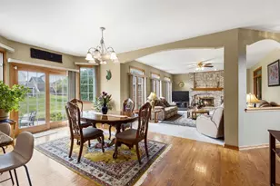 10417 Venice Ln, Orland Park, IL 60467 - Photo 9
