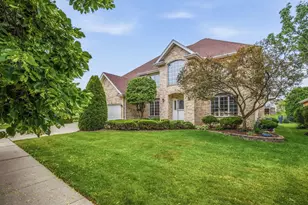 10417 Venice Ln, Orland Park, IL 60467 - Photo 3