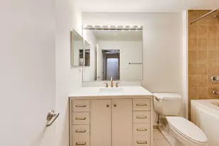 1070 W 15th St, Chicago, IL 60608 - Photo 15