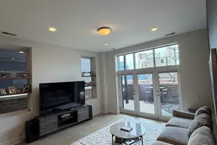 725 N Aberdeen St, Chicago, IL 60607 - Photo 9
