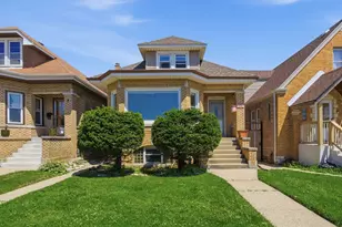 2937 N Nagle Ave, Chicago, IL 60634 - Photo 1