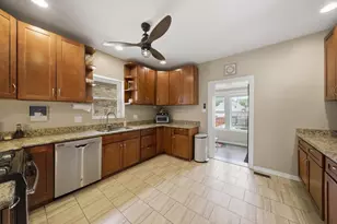 2937 N Nagle Ave, Chicago, IL 60634 - Photo 5