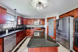17060 Auburn Ridge Dr, Lockport, IL 60441 - Photo 5