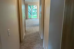 197 Camden Ct, Schaumburg, IL 60194 - Photo 11