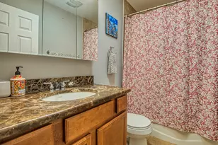 5232 N Campbell Ave, Chicago, IL 60625 - Photo 23