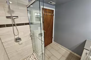 1140 W Barry Ave, Chicago, IL 60657 - Photo 13