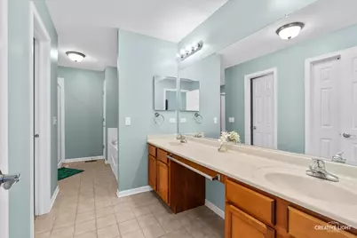 1005 Hummingbird Way, Bartlett, IL 60103 - Photo 11