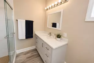 5328 W Leland Ave, Chicago, IL 60630 - Photo 11