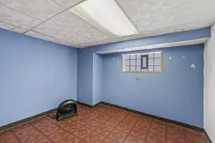 7338 W 57th St, Summit, IL 60501 - Photo 11