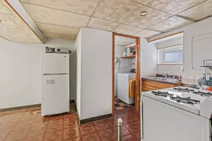 7338 W 57th St, Summit, IL 60501 - Photo 9