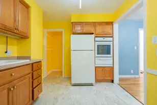 193 Fellows Ct, Elmhurst, IL 60126 - Photo 9