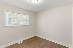 7468 E Parr St, Sun River Terrace, IL 60964 - Photo 11