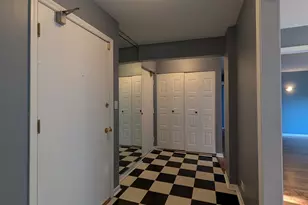 1057 W Pratt Blvd, Chicago, IL 60626 - Photo 7