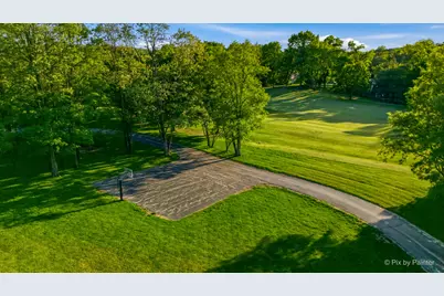 1425 Galloway Drive, Woodstock, IL 60098 - Photo 63