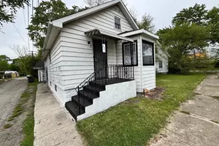 353 E 146th St, Harvey, IL 60426 - Photo 1