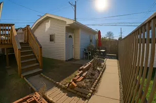 5433 W Melrose St, Chicago, IL 60641 - Photo 75