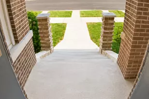 5433 W Melrose St, Chicago, IL 60641 - Photo 3