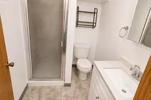 5433 W Melrose St, Chicago, IL 60641 - Photo 73