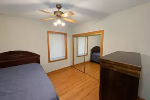 5433 W Melrose St, Chicago, IL 60641 - Photo 21