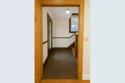5433 W Melrose Street, Chicago, IL 60641 - Photo 9
