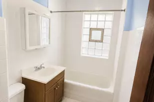 5433 W Melrose St, Chicago, IL 60641 - Photo 43