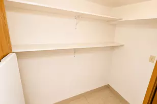 5433 W Melrose St, Chicago, IL 60641 - Photo 59