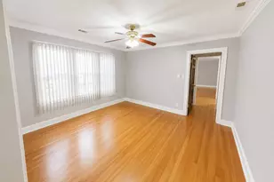 5433 W Melrose St, Chicago, IL 60641 - Photo 35