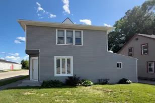 3304 W State St, Rockford, IL 61102 - Photo 1
