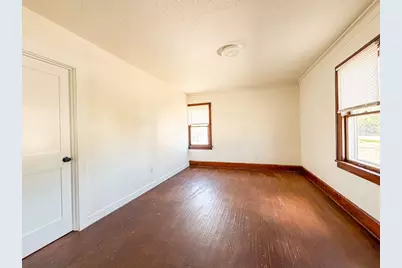3304 W State Street, Rockford, IL 61102 - Photo 33