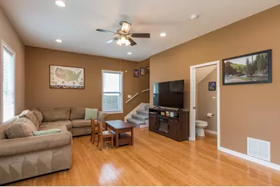 2607 Gideon Avenue, Zion, IL 60099 - Photo 5