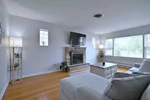 8107 W Irving Park Rd, Chicago, IL 60634 - Photo 7