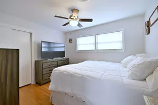 8107 W Irving Park Rd, Chicago, IL 60634 - Photo 9