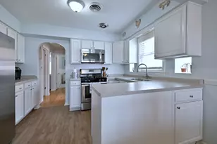 8107 W Irving Park Rd, Chicago, IL 60634 - Photo 13