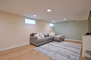 8107 W Irving Park Rd, Chicago, IL 60634 - Photo 29