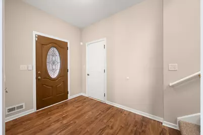 3705 Green Tree Lane, Dekalb, IL 60115 - Photo 3