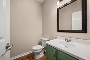 3705 Green Tree Ln, Dekalb, IL 60115 - Photo 15
