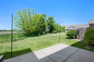 3705 Green Tree Ln, Dekalb, IL 60115 - Photo 35