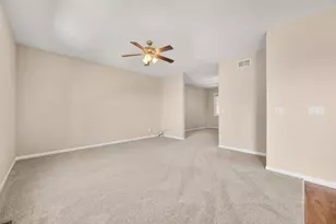 3705 Green Tree Ln, Dekalb, IL 60115 - Photo 7