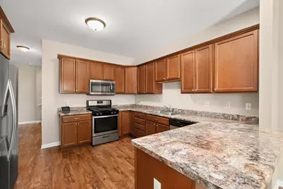 3705 Green Tree Lane, Dekalb, IL 60115 - Photo 9