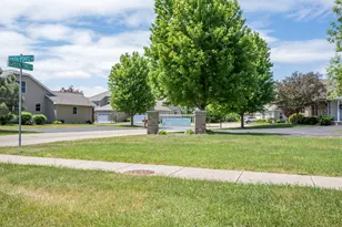 3705 Green Tree Ln, Dekalb, IL 60115 - Photo 31