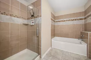 3705 Green Tree Ln, Dekalb, IL 60115 - Photo 25