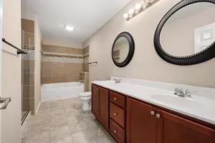 3705 Green Tree Ln, Dekalb, IL 60115 - Photo 23