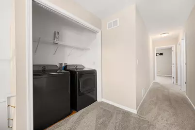 3705 Green Tree Lane, Dekalb, IL 60115 - Photo 15