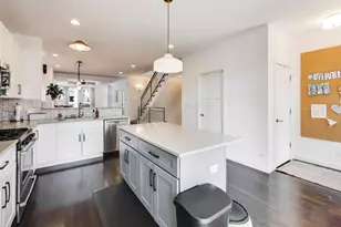 1933 N Lawndale Ave, Chicago, IL 60647 - Photo 9