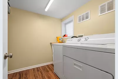 3858 W 99th Street, Evergreen Park, IL 60805 - Photo 29