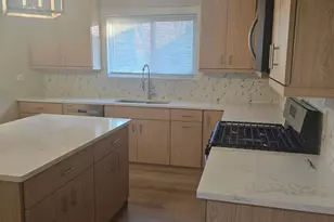 4116 W 109th St, Oak Lawn, IL 60453 - Photo 7