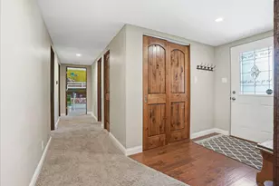 409 E Oak St, Fairbury, IL 61739 - Photo 9