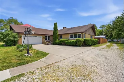 409 E Oak Street, Fairbury, IL 61739 - Photo 5