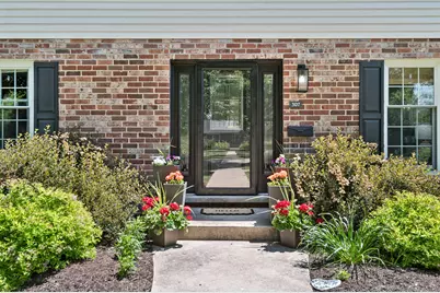 307 S Ellyn Avenue, Glen Ellyn, IL 60137 - Photo 3