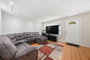 [Address not provided], Midlothian, IL 60445 - Photo 3